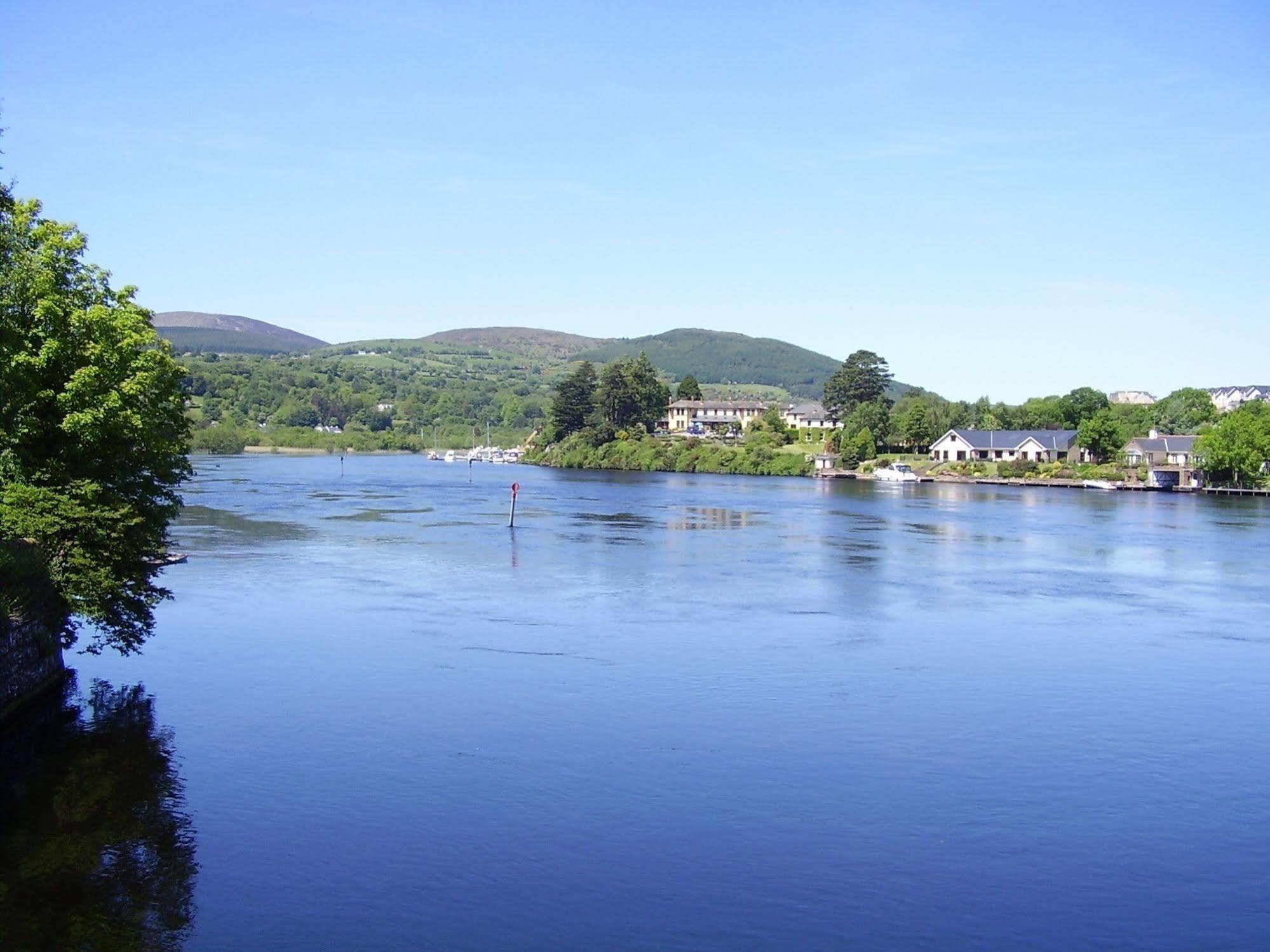 The Lakeside Hotel & Leisure Centre Killaloe Εξωτερικό φωτογραφία